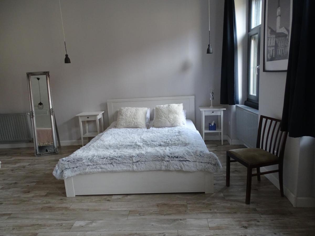 Ovaros Apartman Veszprém Zewnętrze zdjęcie