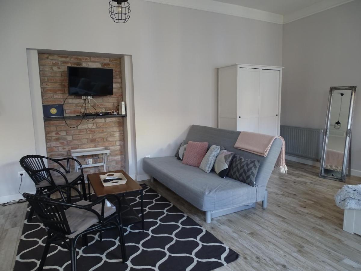 Ovaros Apartman Veszprém Zewnętrze zdjęcie