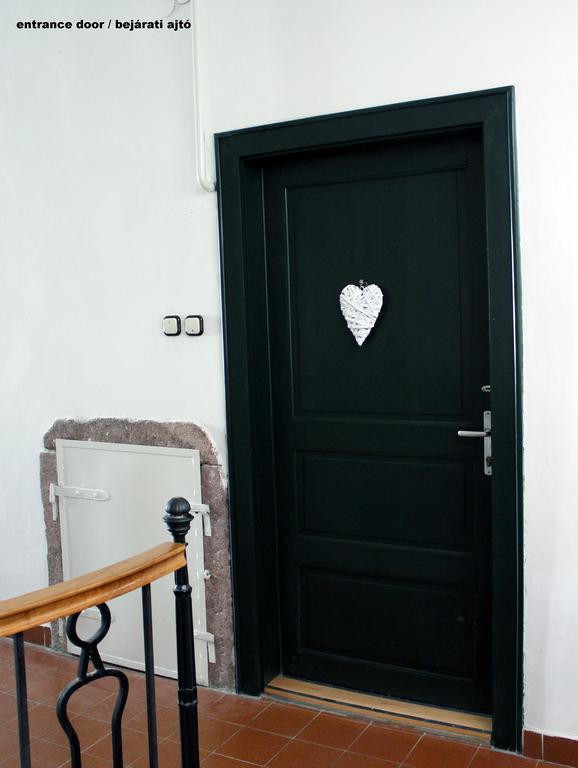 Ovaros Apartman Veszprém Zewnętrze zdjęcie