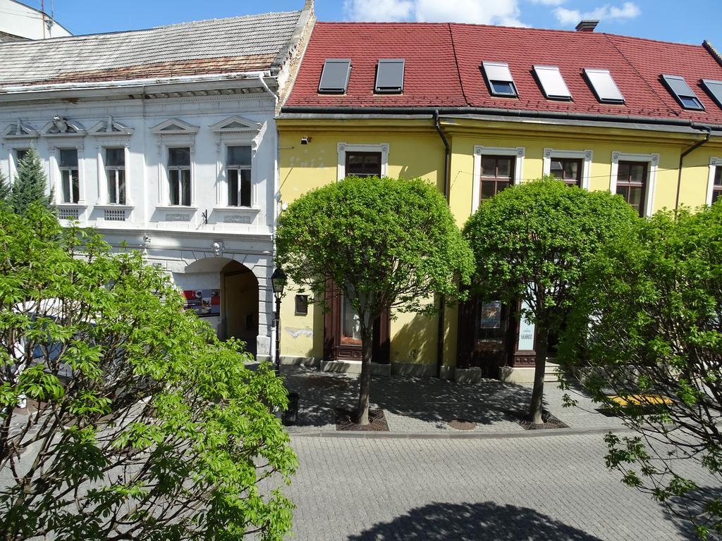 Ovaros Apartman Veszprém Zewnętrze zdjęcie